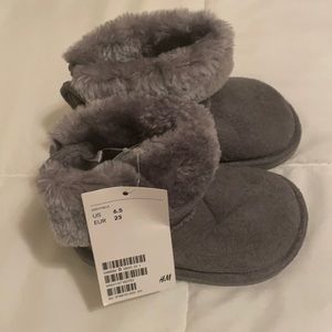Toddler Girl Winter Boots (6.5)